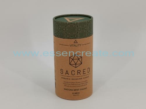Ceci est un pot à matcha avec un couvercle en fer
