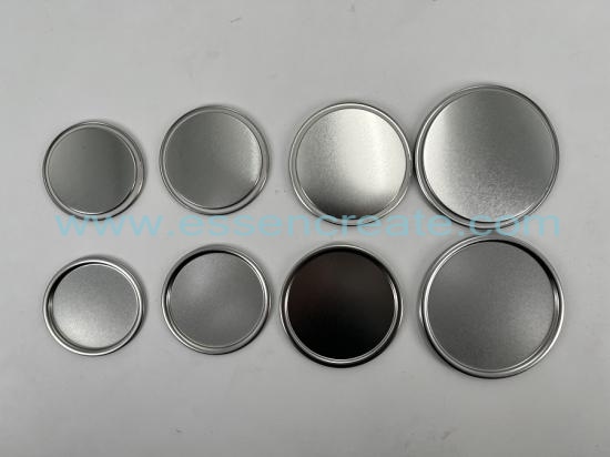 Materials Of Various Sizes Silver Bottom Cover